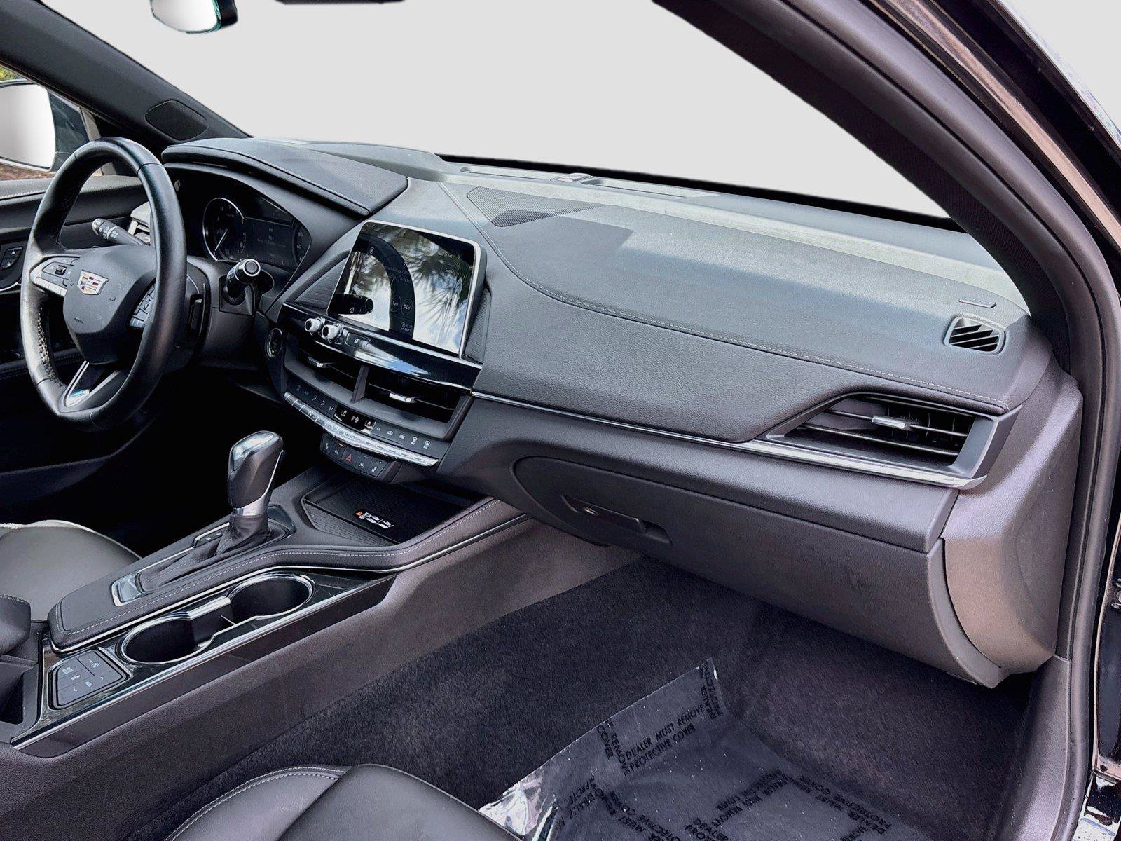 Used 2026 Cadillac CT4 Luxury RWD image 28