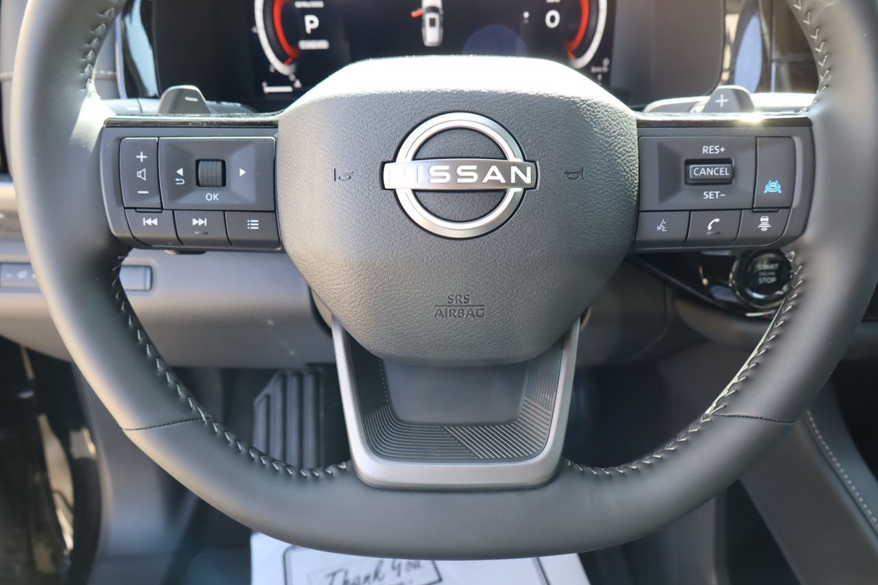 Used 2026 Nissan Pathfinder SL w/ SL Premium Package FWD image 13