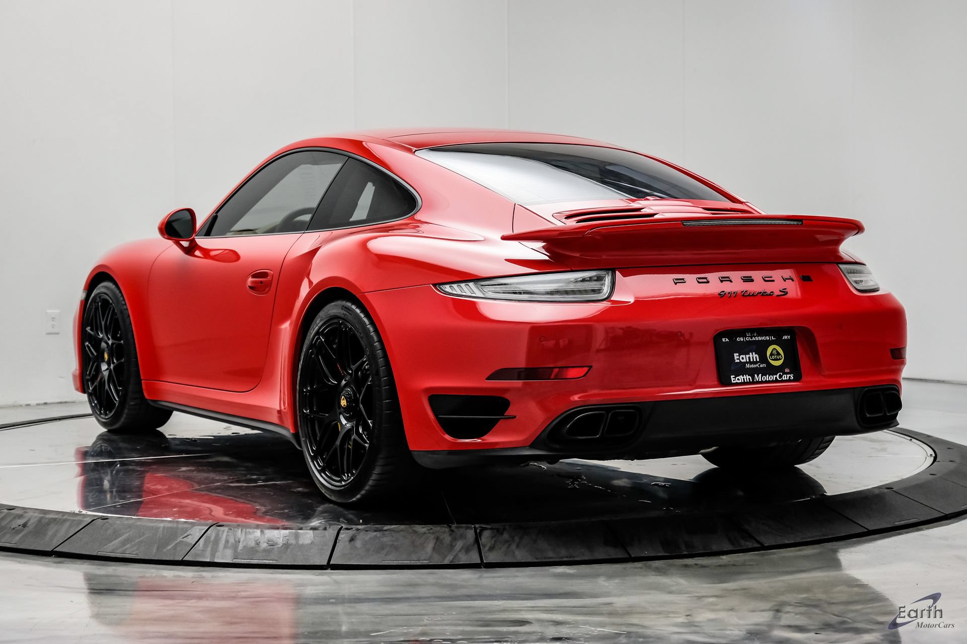 Used 2014 Porsche 911 Turbo S AWD/4WD image 11