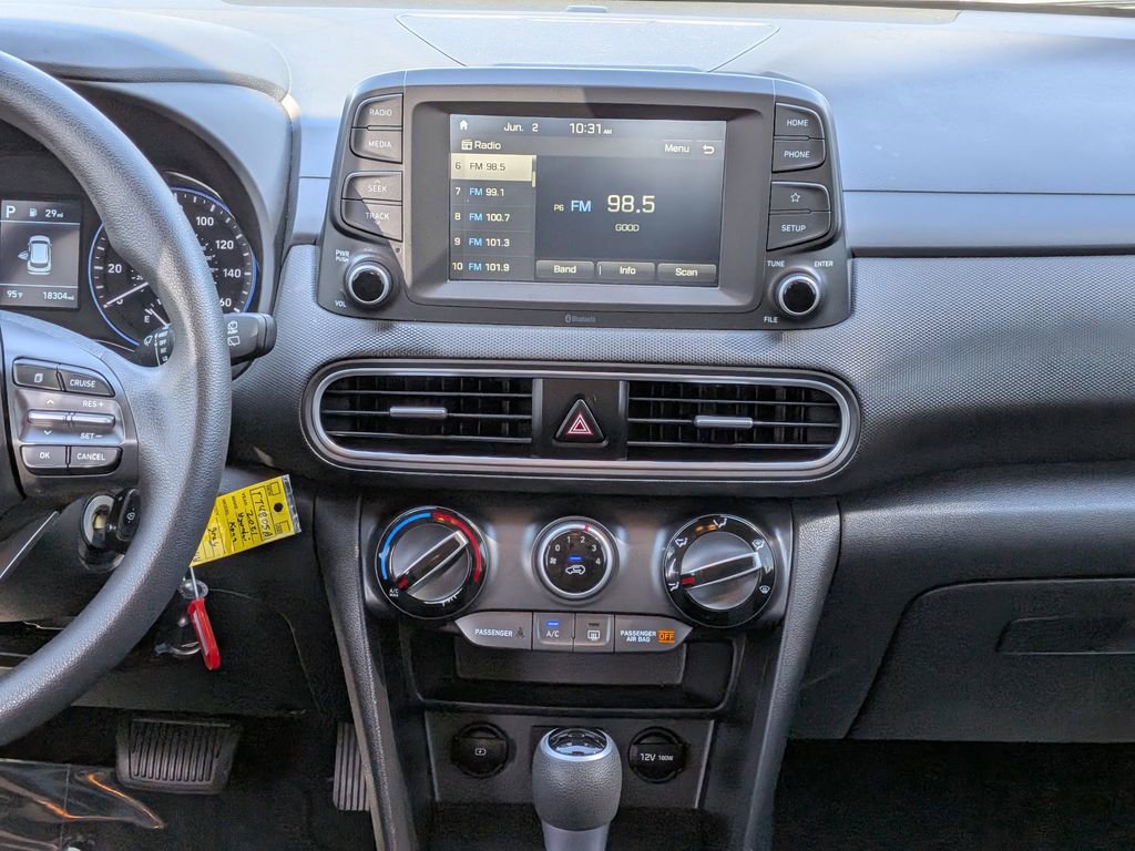 Used 2021 Hyundai Kona SE FWD image 17
