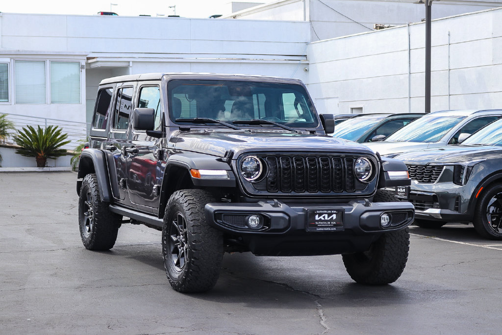 Used 2024 Jeep Wrangler Unlimited Sport AWD/4WD image 3