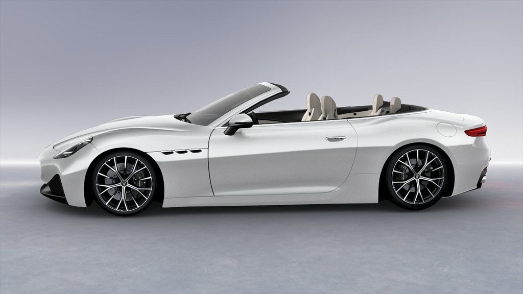 New 2026 Maserati GranCabrio Modena image 3