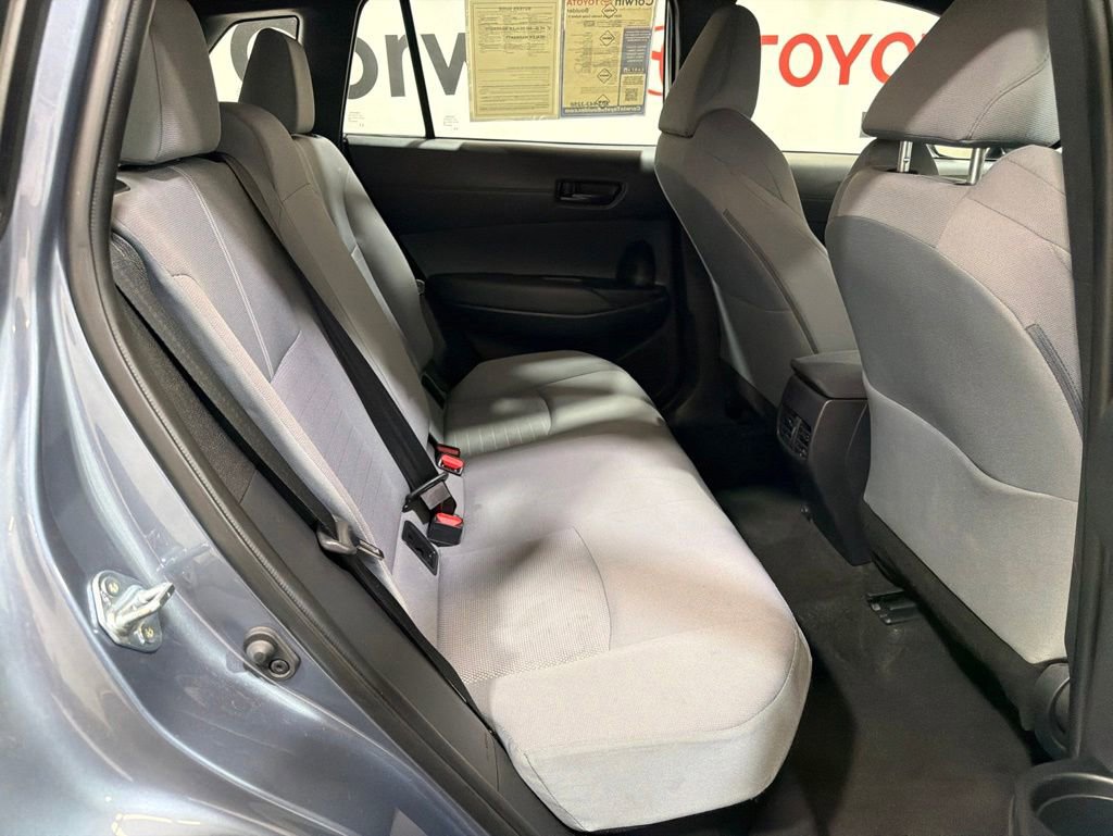 Used 2025 Toyota Corolla Cross AWD Hybrid image 14
