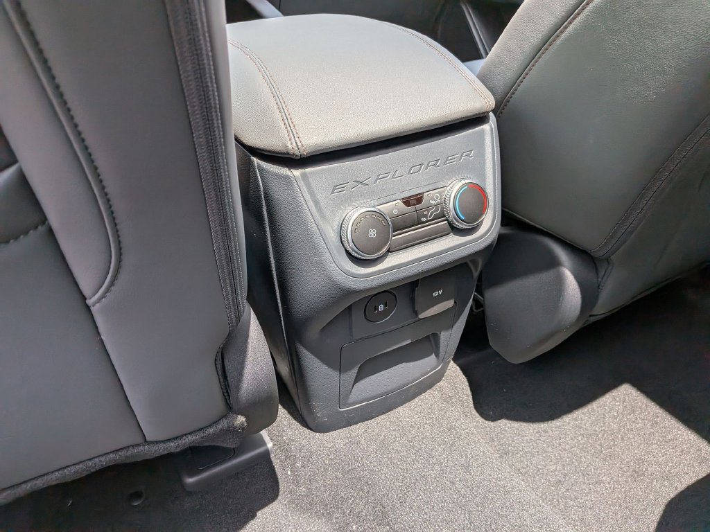 New 2026 Ford Explorer Active w/ Active Comfort Package AWD/4WD image 19