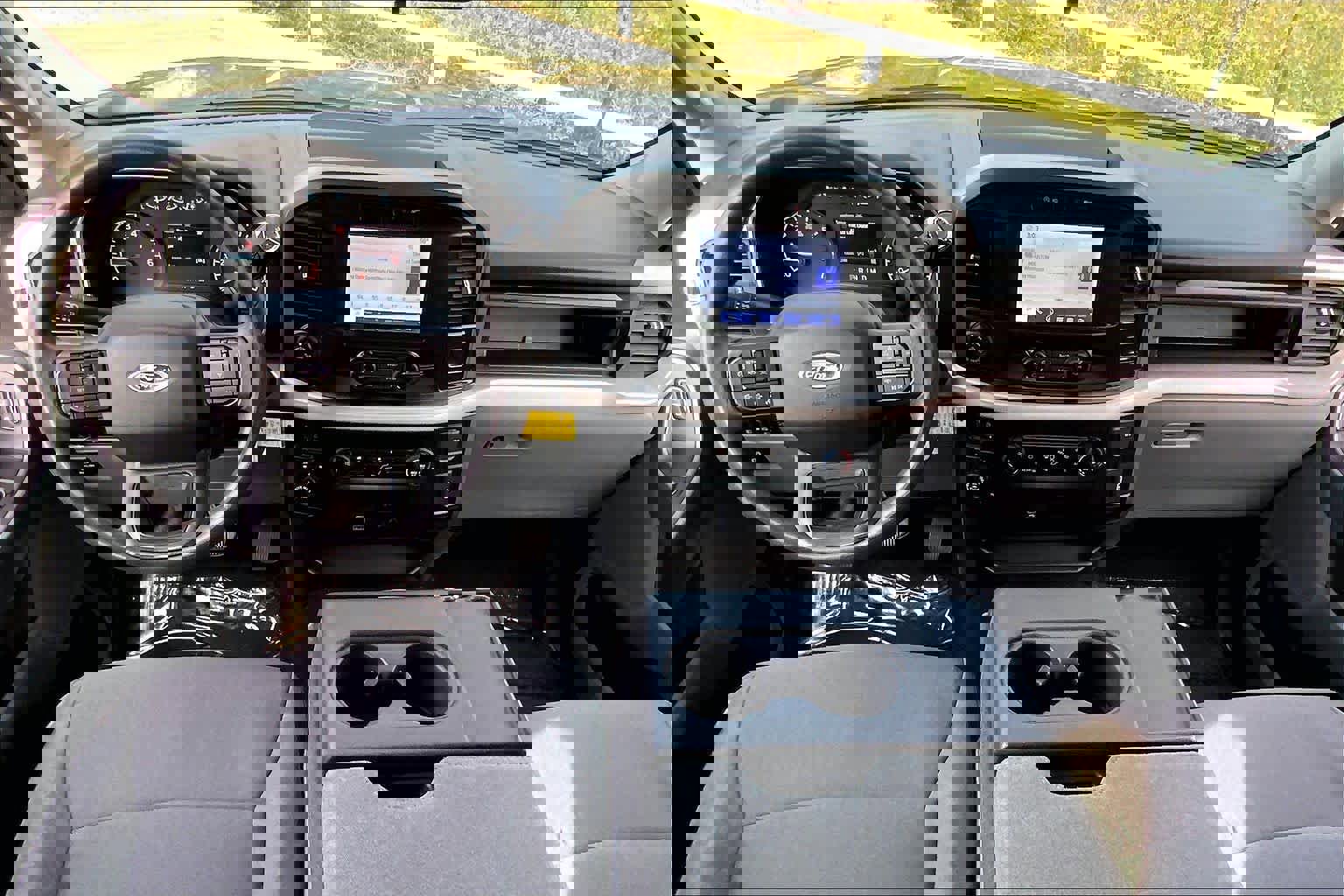 Used 2023 Ford F150 XLT w/ Trailer Tow Package image 15