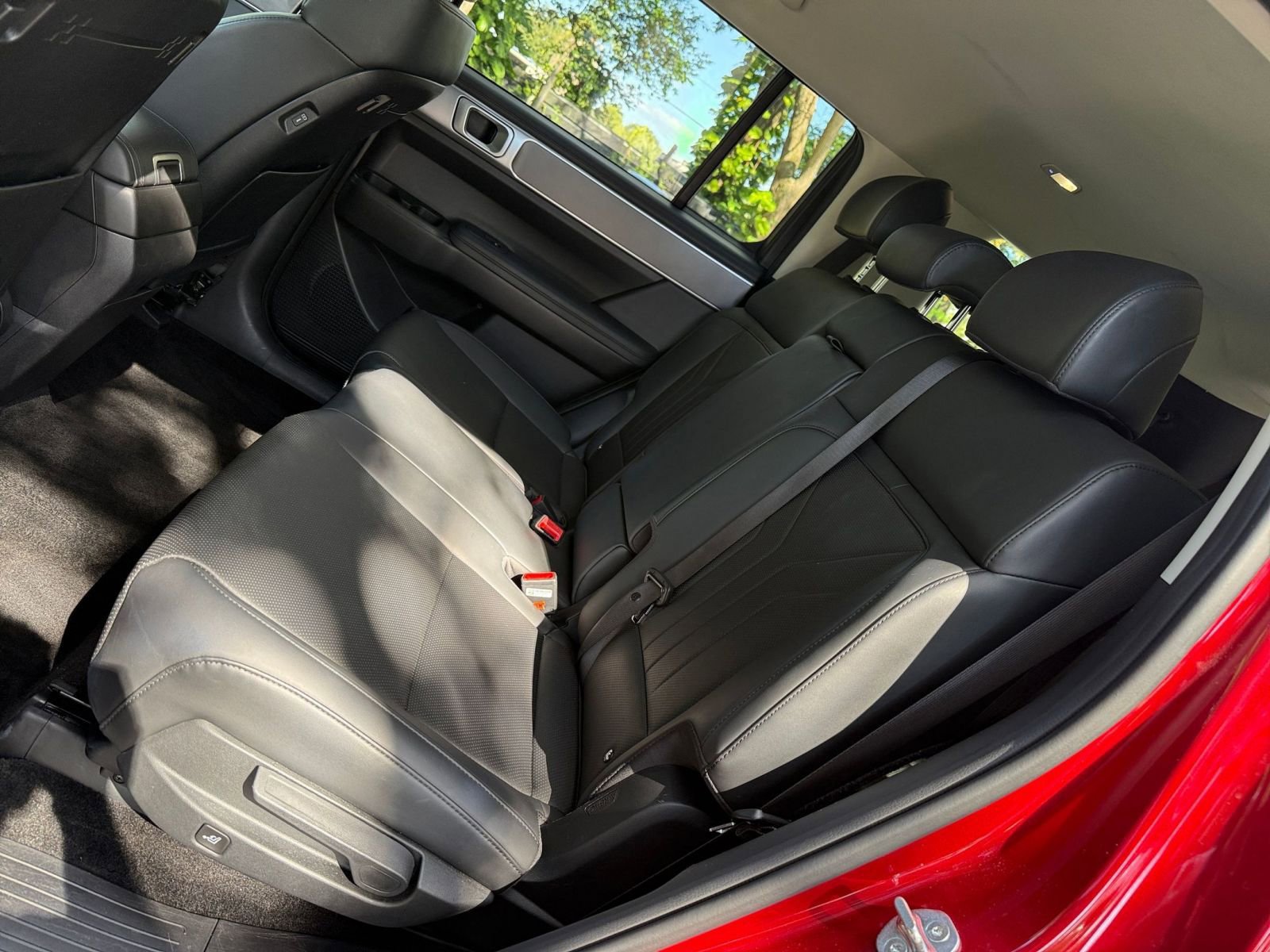 Used 2025 Hyundai Santa Fe SEL image 31