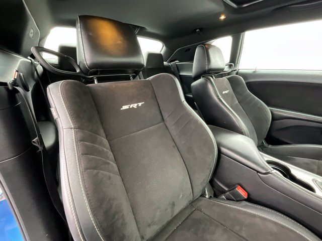 Used 2016 Dodge Challenger SRT Hellcat RWD image 17