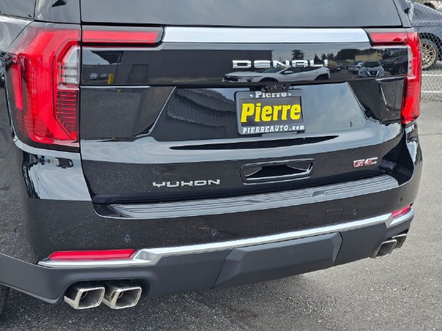 New 2026 GMC Yukon Denali w/ Denali Reserve Package AWD/4WD image 12