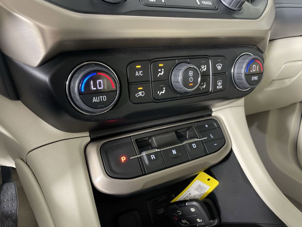 Used 2023 GMC Acadia Denali w/ Denali Ultimate Package image 15