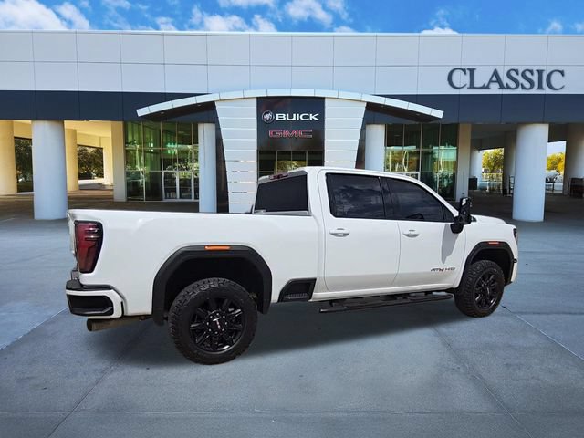 Used 2025 GMC Sierra 2500 AT4 AWD/4WD image 8