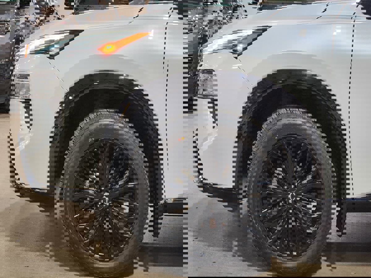 Used 2024 Nissan Rogue Platinum w/ Platinum Premium Package image 5