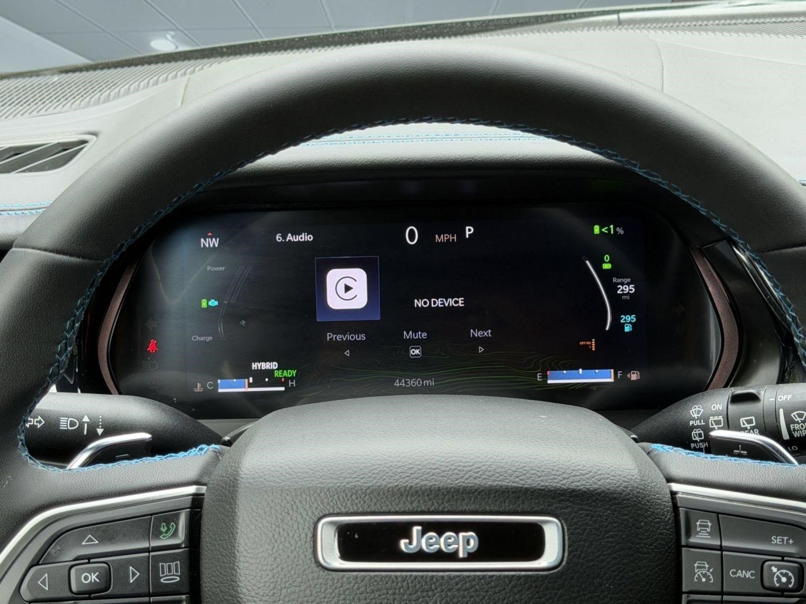 Used 2022 Jeep Grand Cherokee Trailhawk AWD/4WD image 22