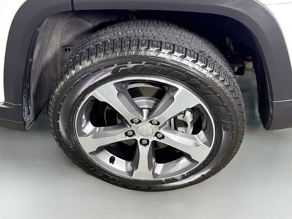 Used 2022 Jeep Grand Cherokee Limited 4xe image 35