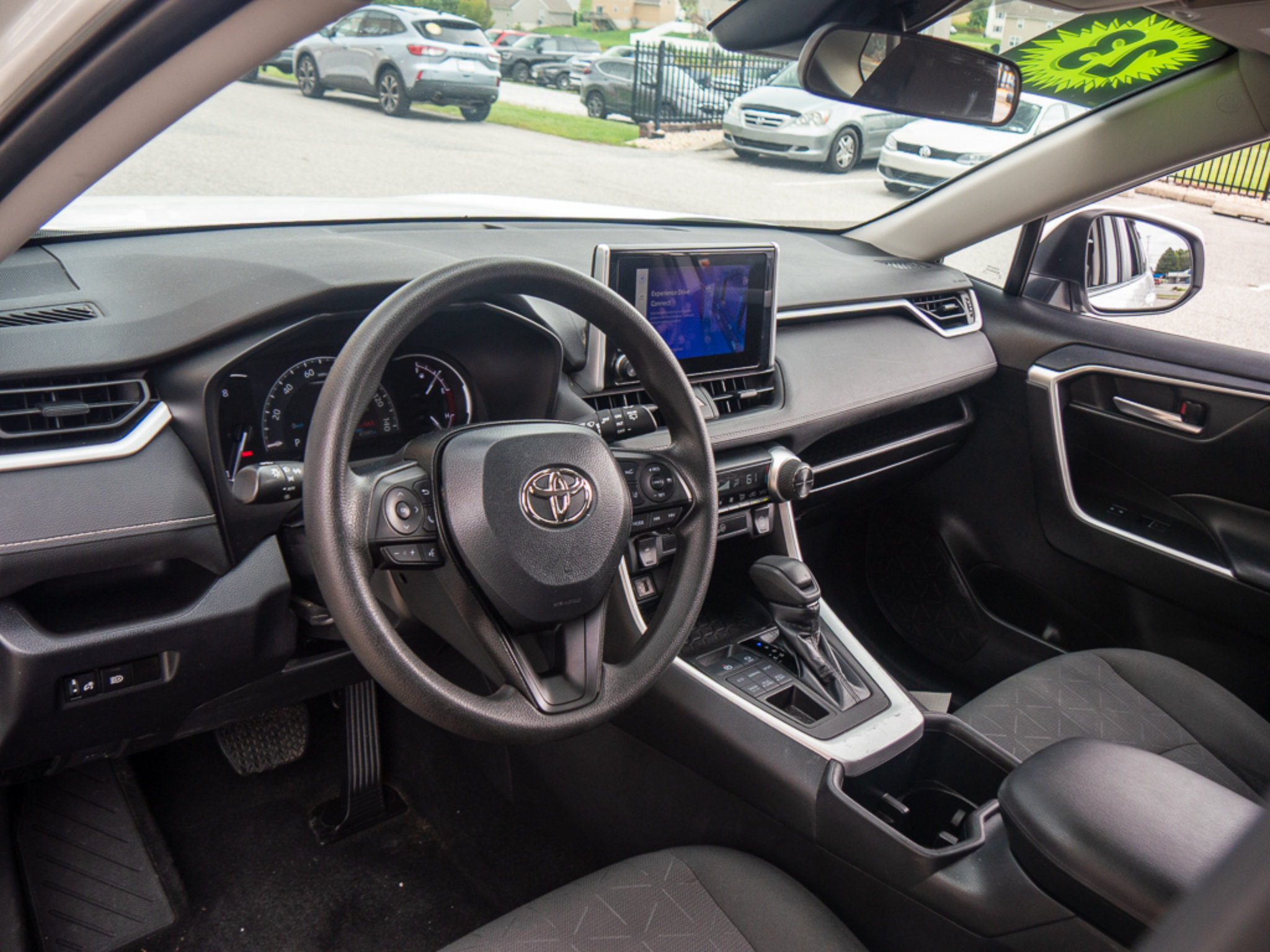 Used 2023 Toyota RAV4 XLE AWD/4WD image 12