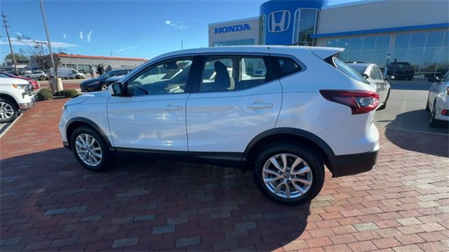 Used 2021 Nissan Rogue Sport S image 7