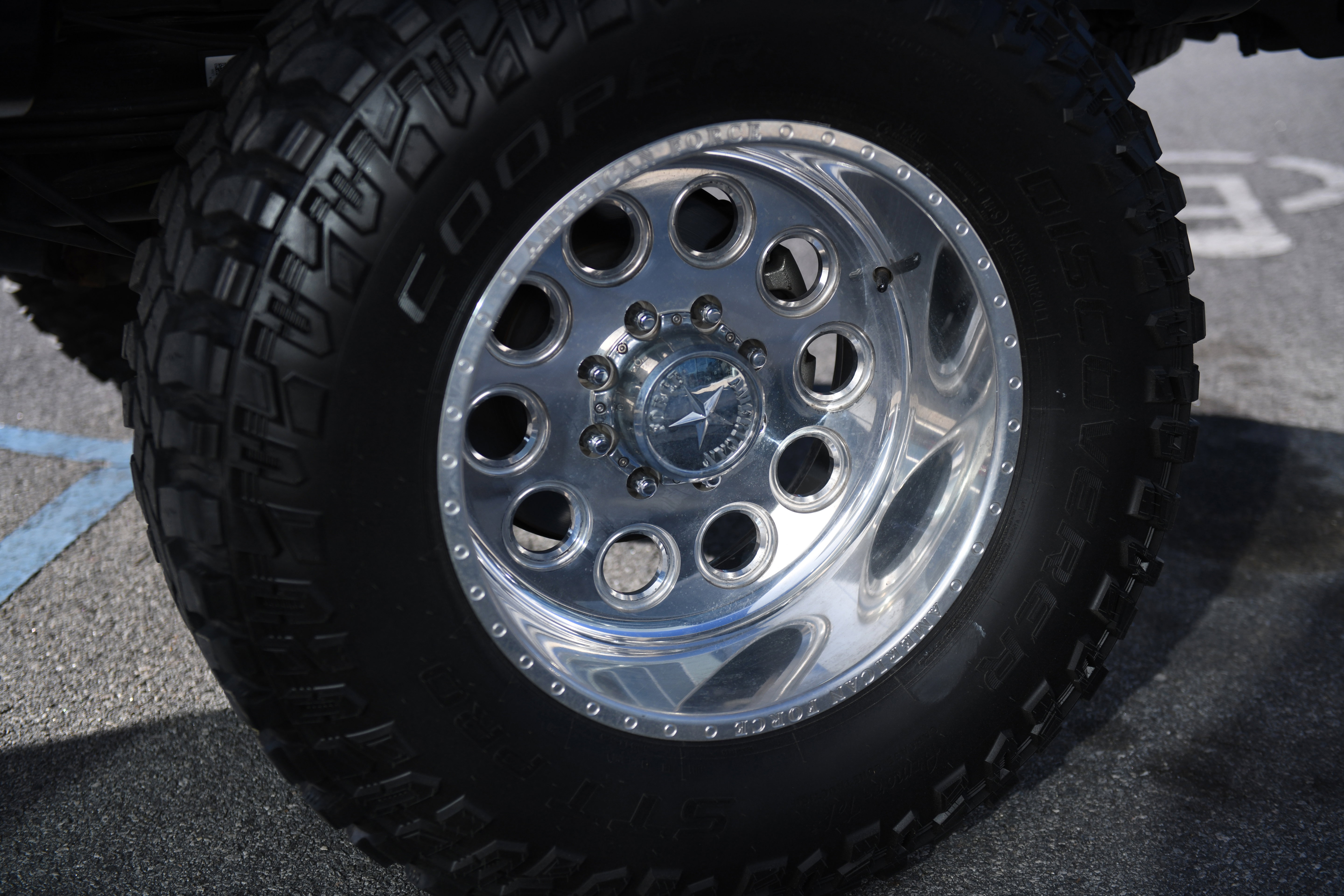 Used 2022 Ford F350 XLT w/ XLT Value Package image 19