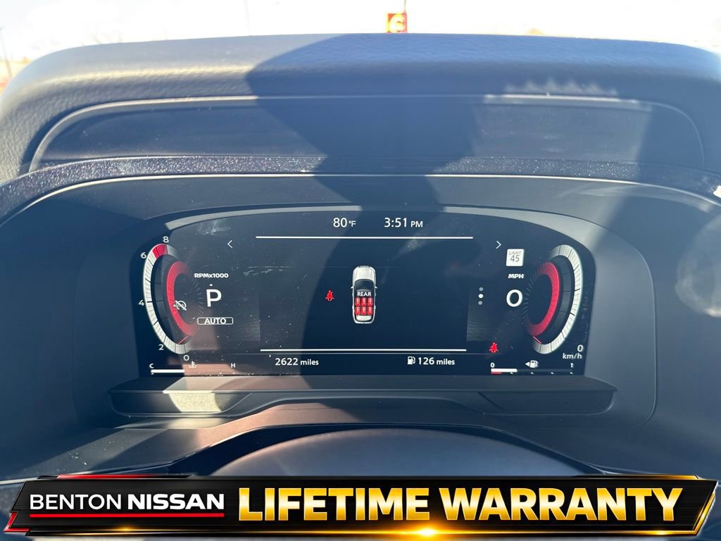 Used 2025 Nissan Pathfinder Platinum w/ Black Appearance Package image 17