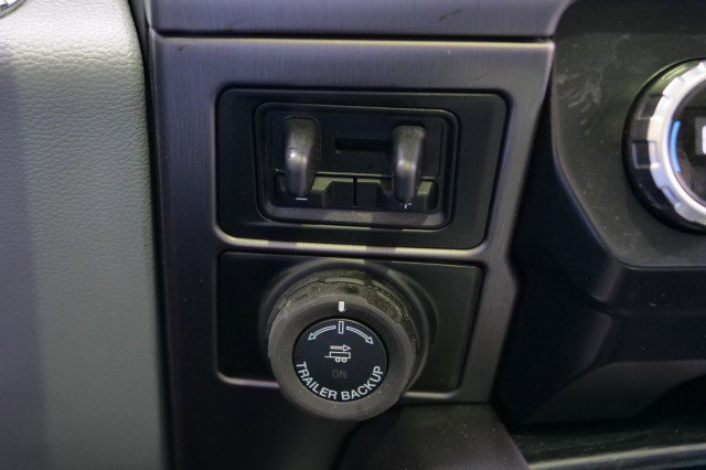 Used 2022 Ford F450 Limited w/ FX4 Off-Road Package image 14