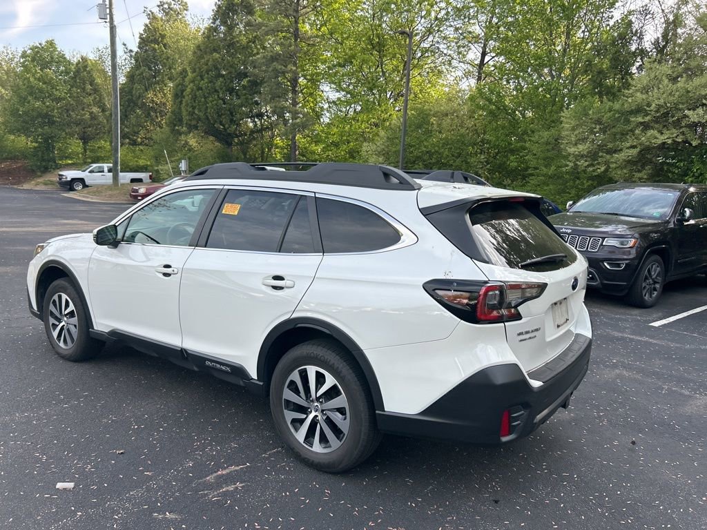 Used 2022 Subaru Outback Premium image 7