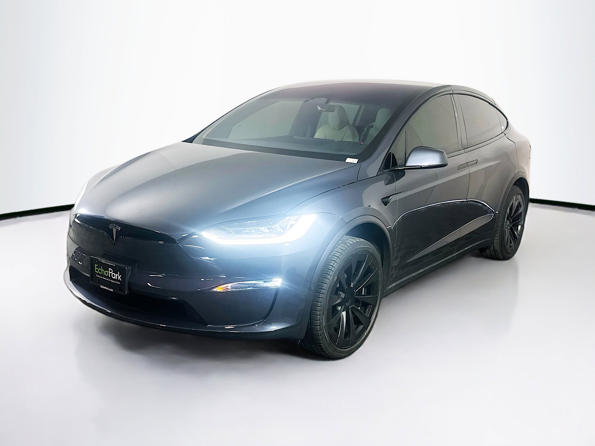 Used 2022 Tesla Model X image 3
