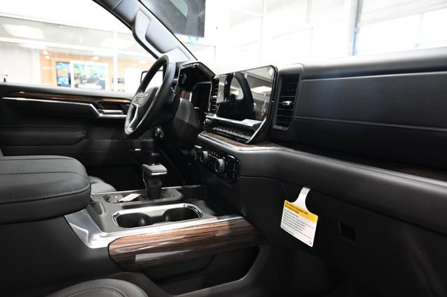New 2026 Chevrolet Silverado 1500 LT Trail Boss w/ LT Trail Boss Premium Package AWD/4WD image 14