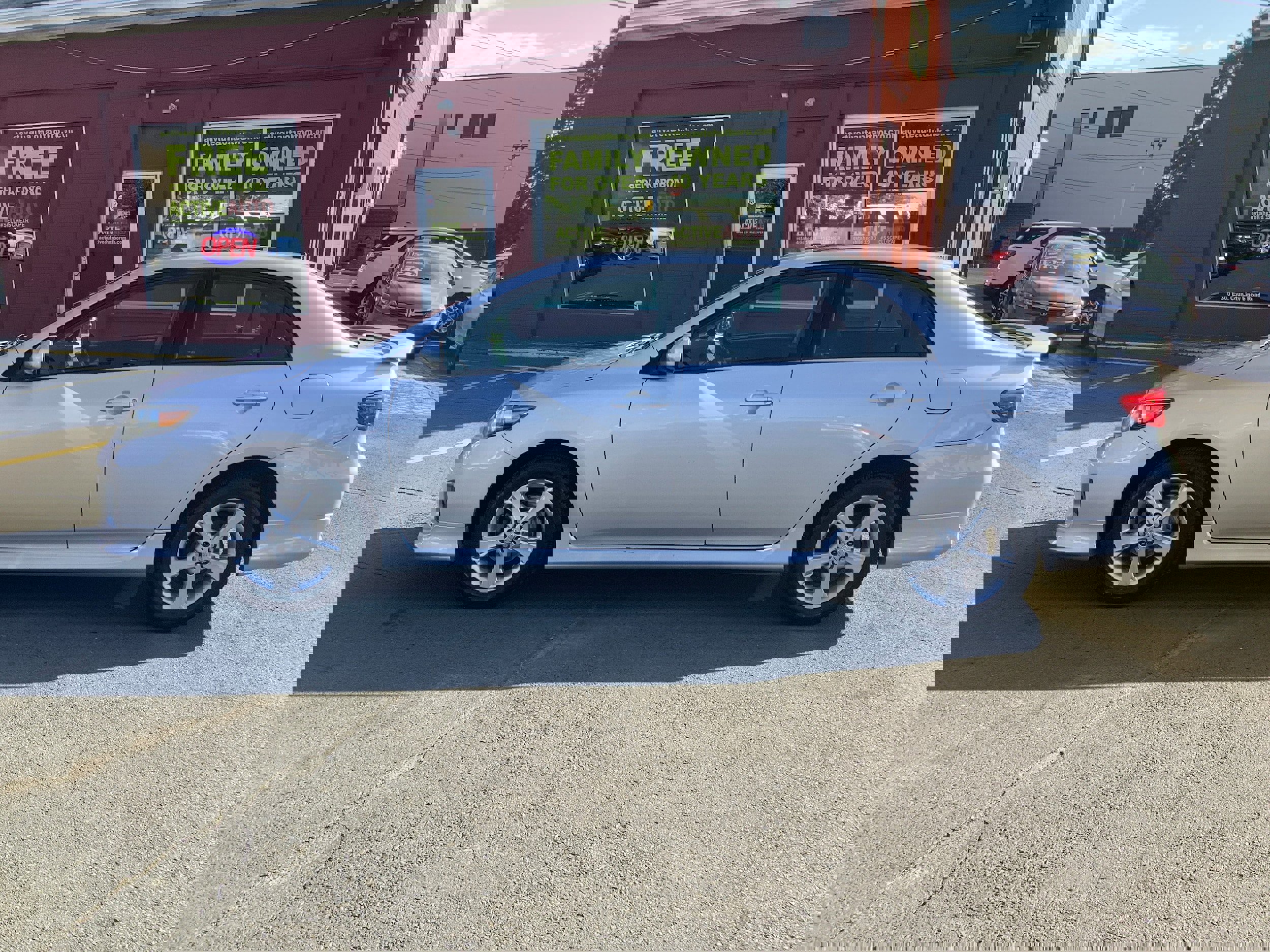 Used 2012 Toyota Corolla S image 4