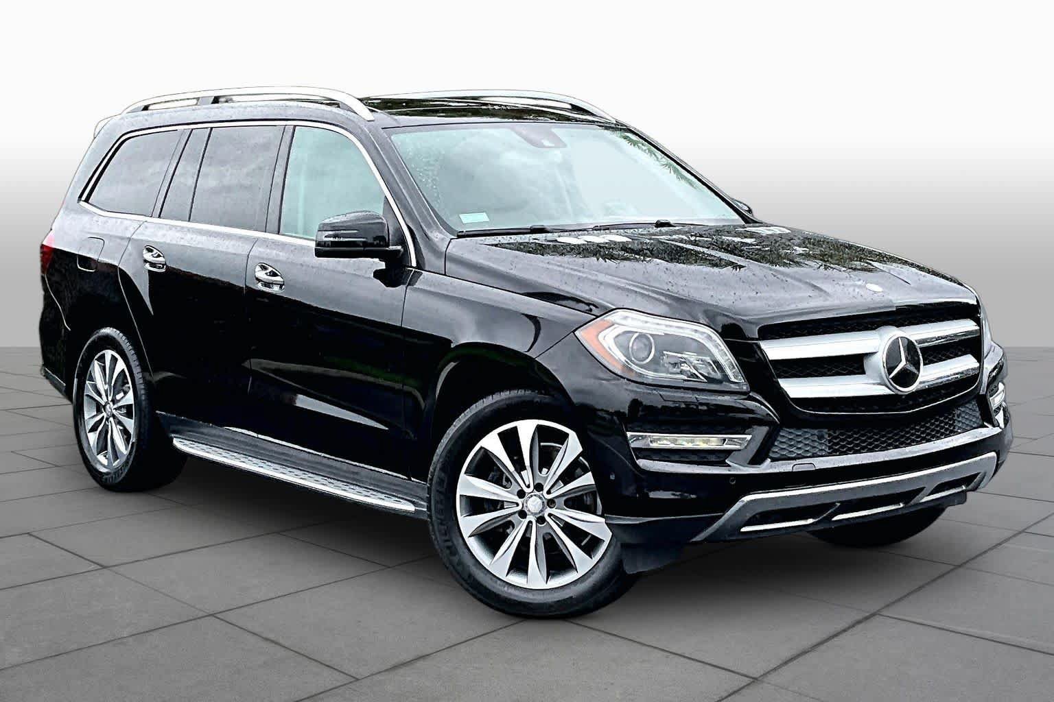 Used 2015 Mercedes-Benz GL 450 4MATIC image 3