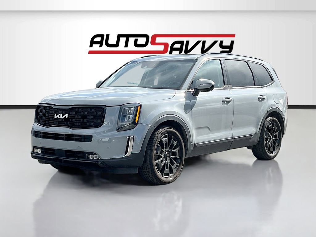 Used 2022 Kia Telluride SX w/ SX Prestige Package image 3