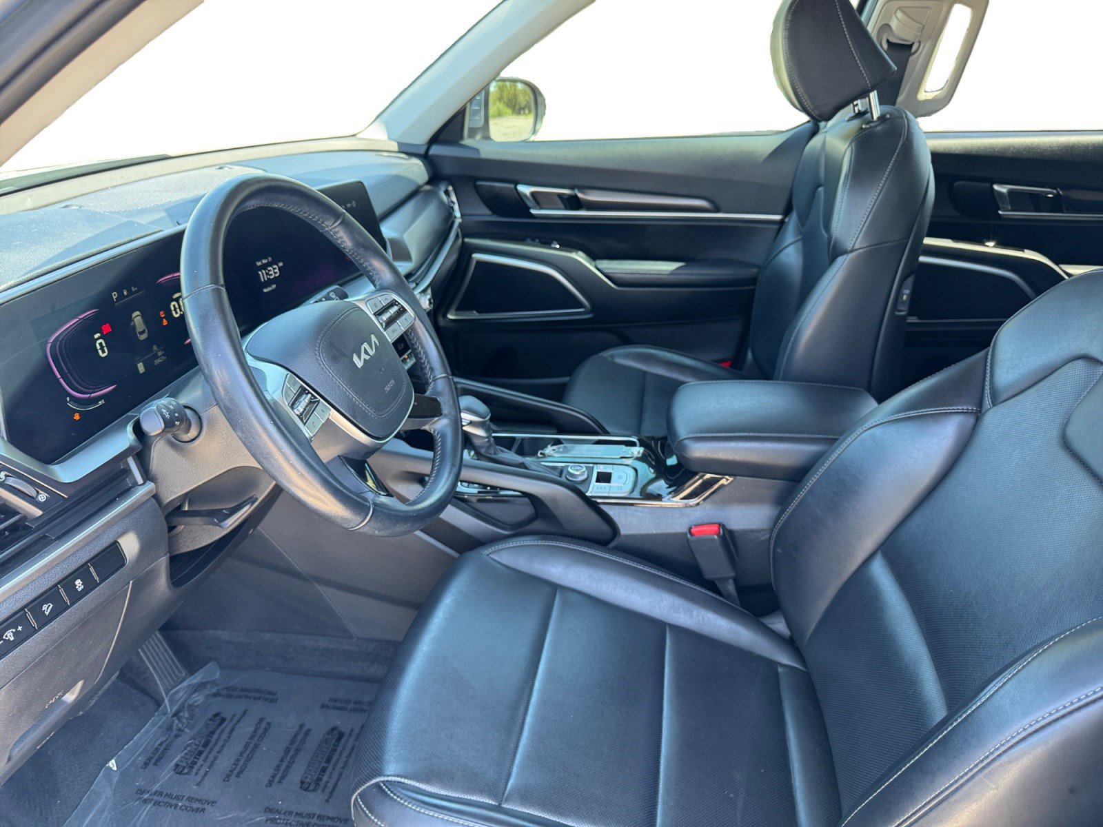 Used 2024 Kia Telluride LX image 9