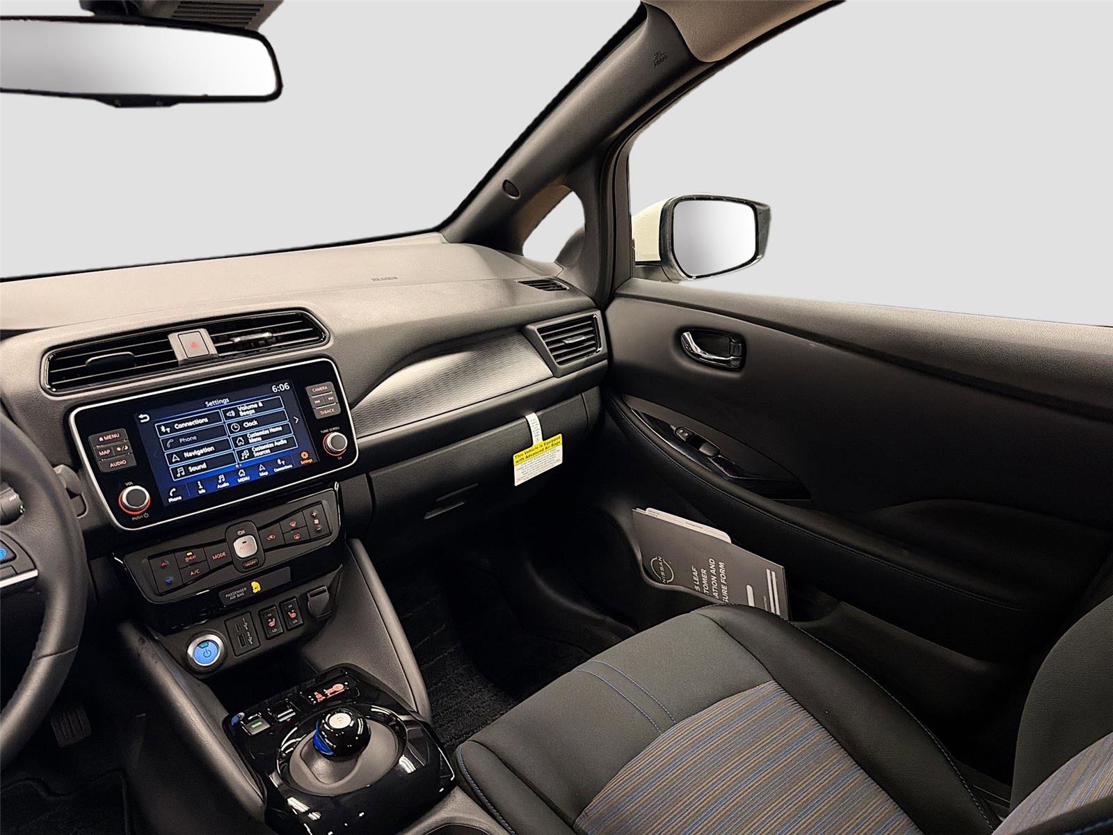 New 2025 Nissan Leaf SV Plus FWD image 23