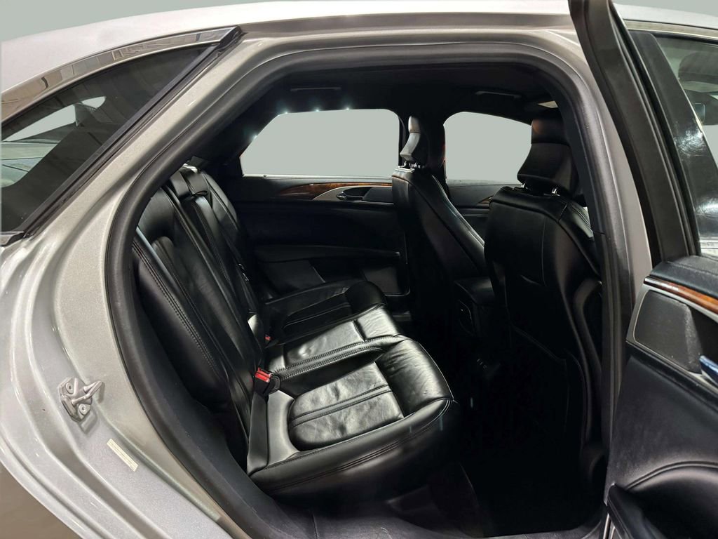 Used 2019 Lincoln MKZ Reserve image 23