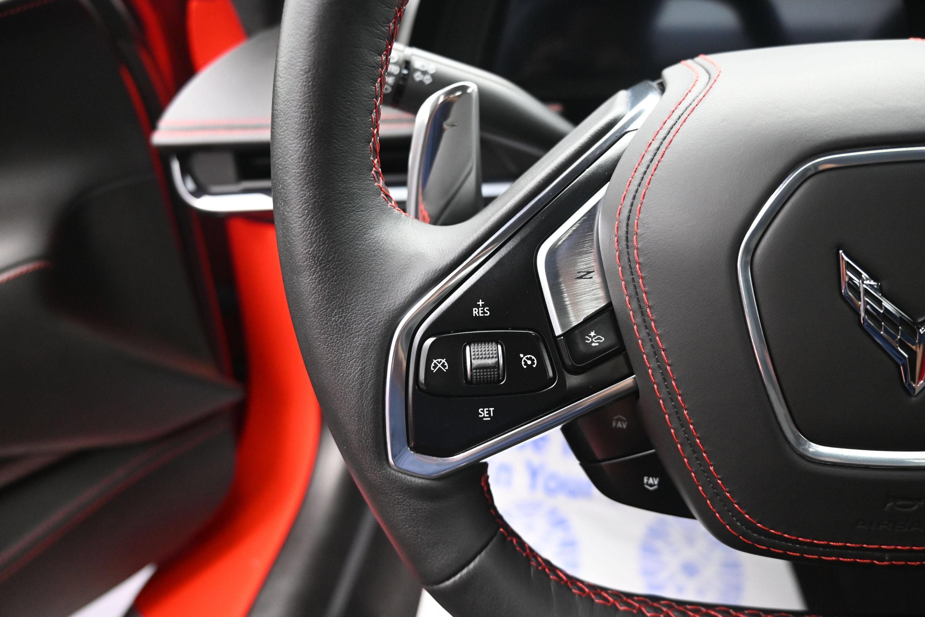 Used 2024 Chevrolet Corvette Stingray Premium Conv w/ Z51 Performance Package RWD image 15