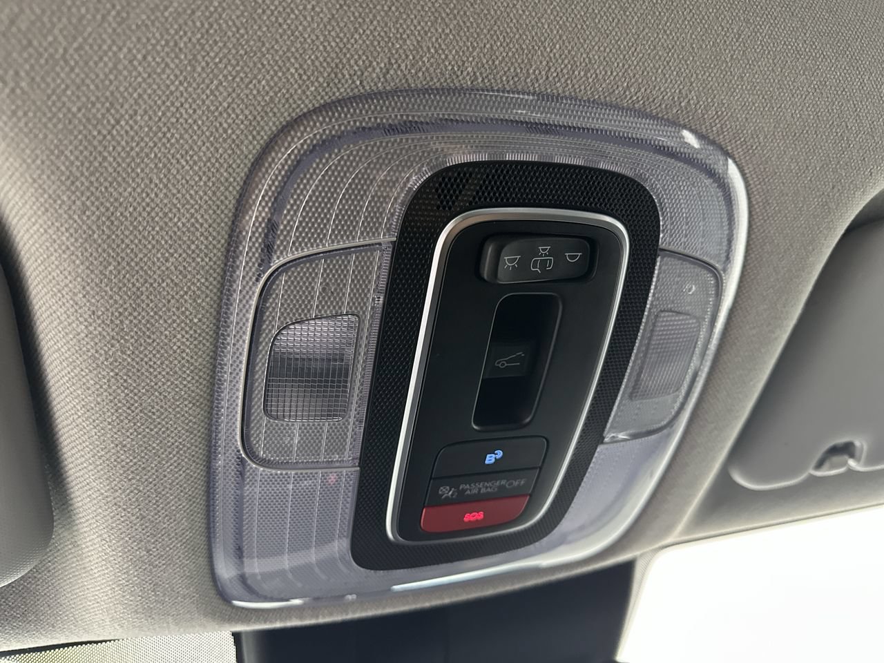 Used 2024 Hyundai Elantra Limited FWD image 9