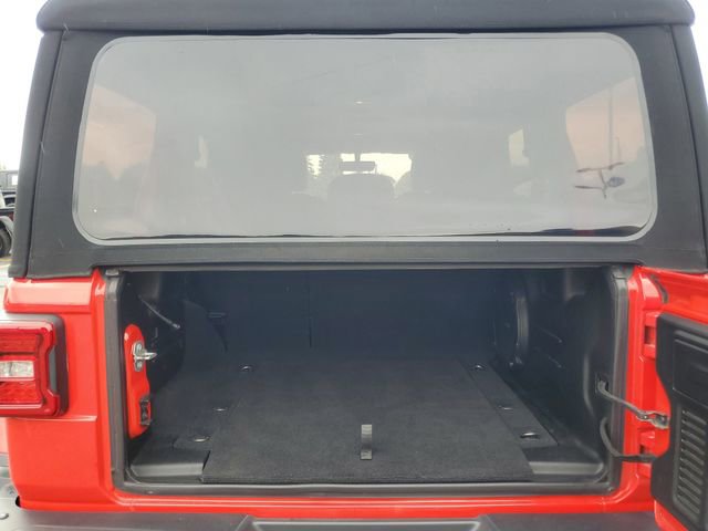 Used 2018 Jeep Wrangler Unlimited Rubicon w/ Dual Top Group image 9