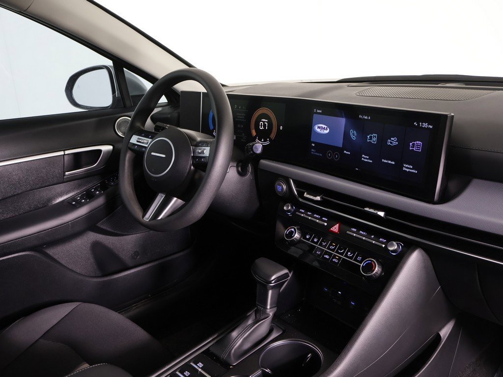 Used 2025 Hyundai Sonata SE image 23