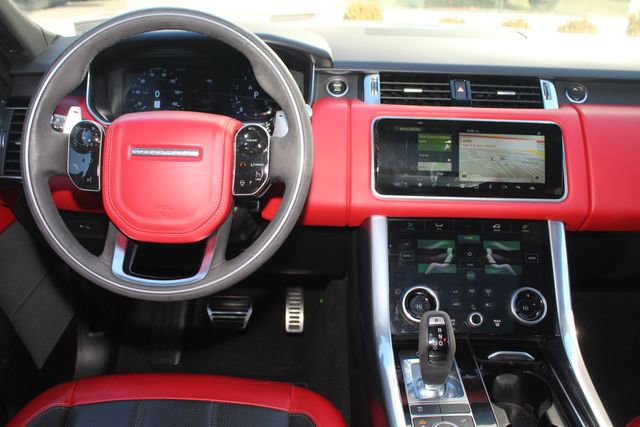 Used 2022 Land Rover Range Rover Sport HST image 4