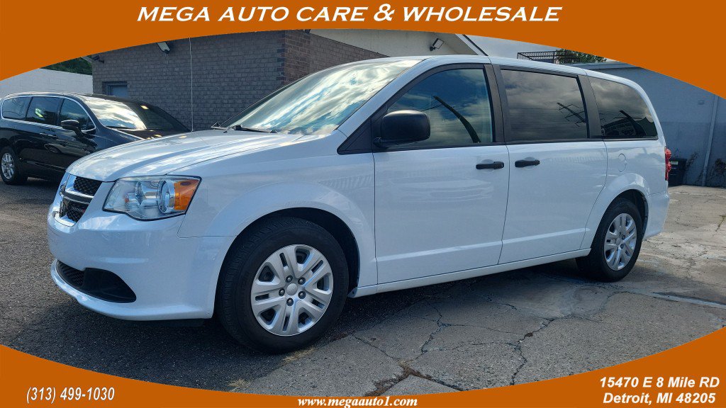 Used 2019 Dodge Grand Caravan SE FWD image 1