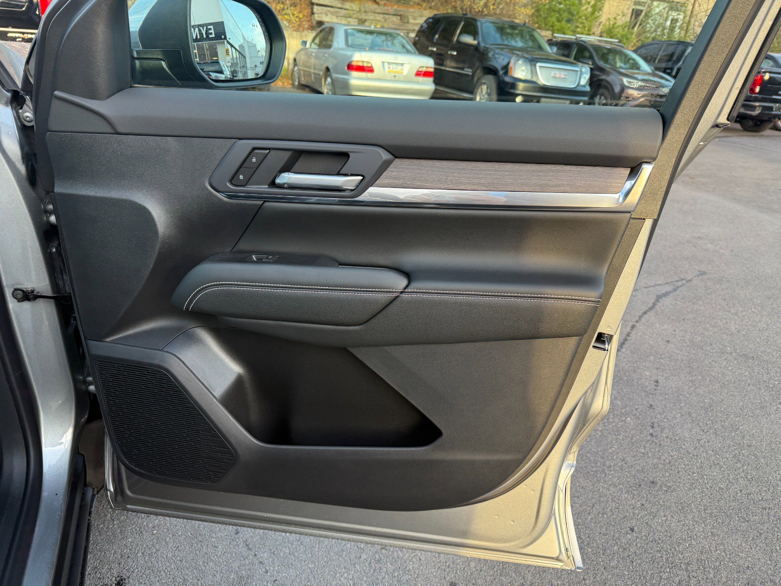 New 2026 GMC Terrain Denali image 23