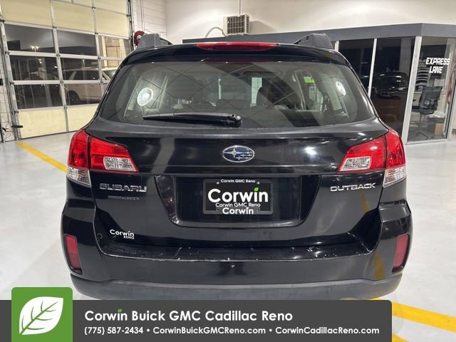Used 2014 Subaru Outback 2.5i w/ Alloy Wheel Package image 5