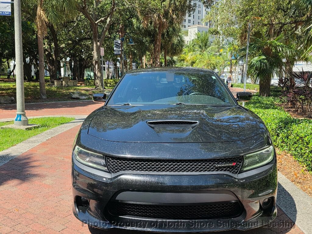 Used 2019 Dodge Charger GT RWD image 4