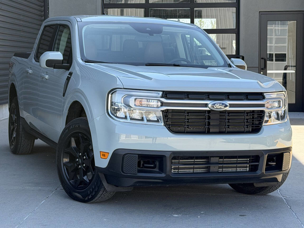 Used 2023 Ford Maverick Lariat w/ Equipment Group 500A Standard image 5