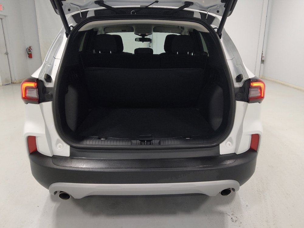 Used 2023 Ford Escape Active image 29