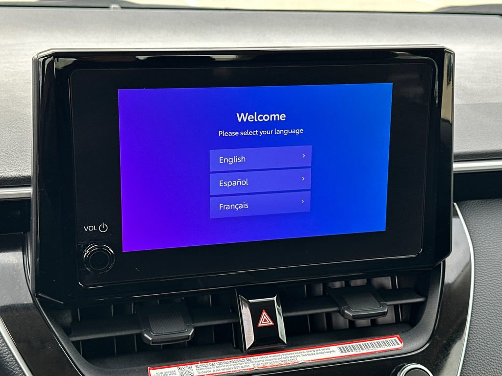 Used 2025 Toyota Corolla LE w/ LE Premium Package image 25