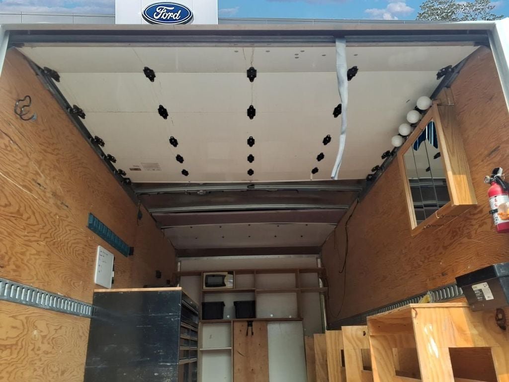 Used 2023 Ford E-450 and Econoline 450 Super Duty w/ Power Windows & Locks Group RWD image 15