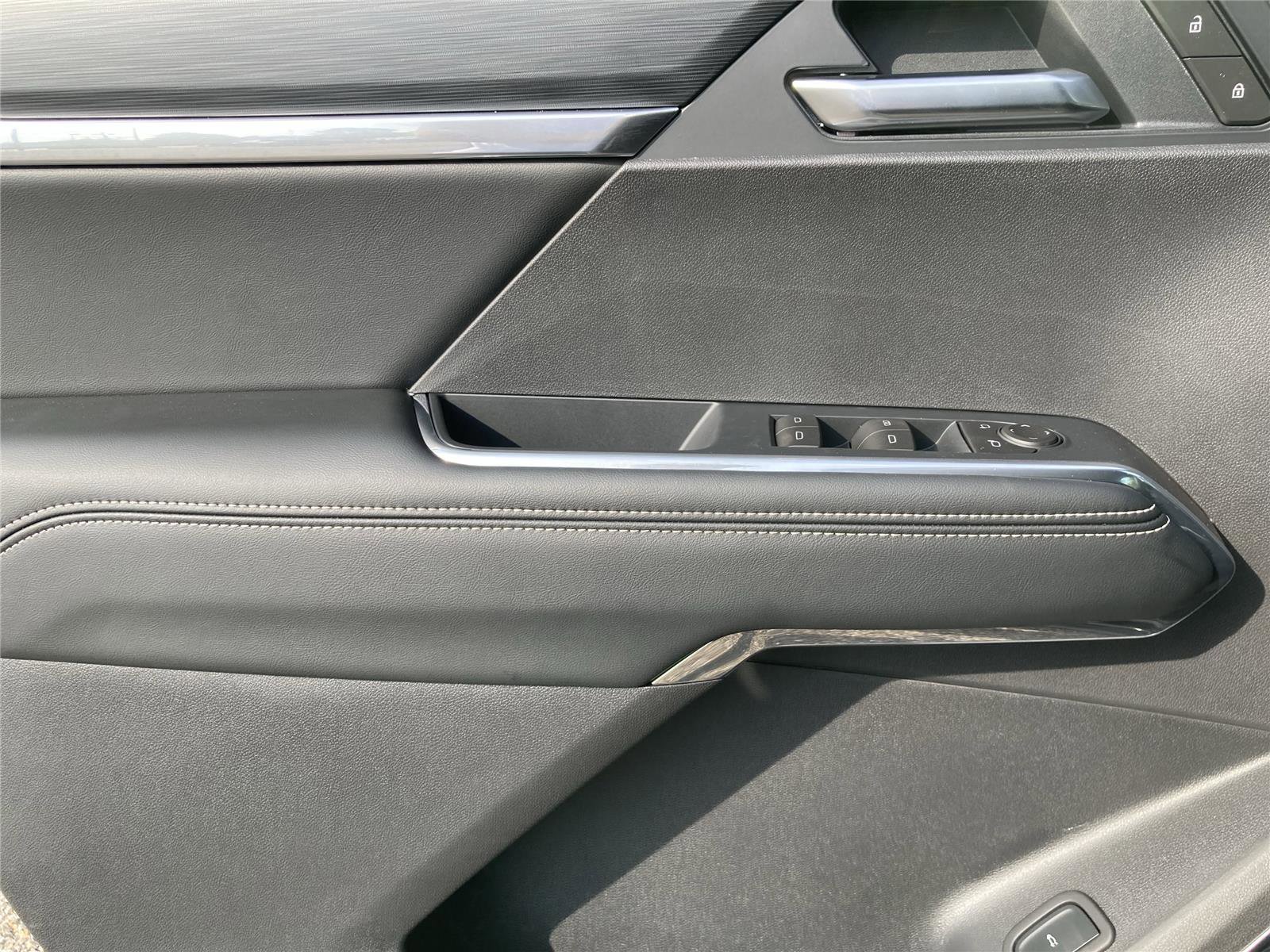 New 2026 GMC Acadia Elevation w/ Elevation Premium Package image 11