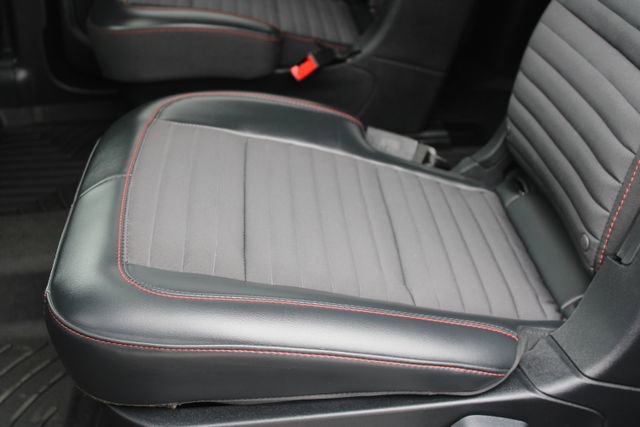 Used 2025 Ford Explorer ST-Line w/ Premium Package AWD/4WD image 39