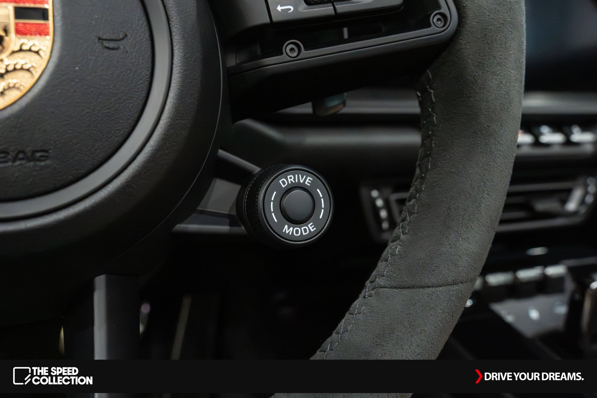 Used 2024 Porsche 911 Targa 4 GTS w/ Premium Package image 31