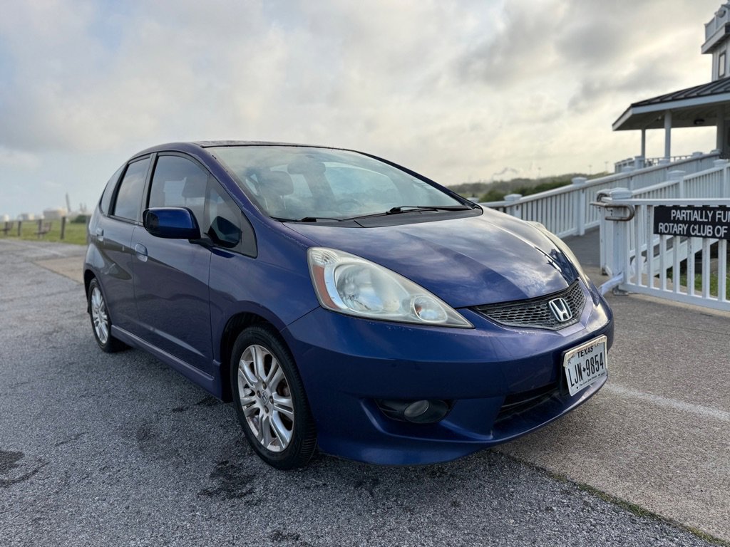 Used 2009 Honda Fit Sport image 3