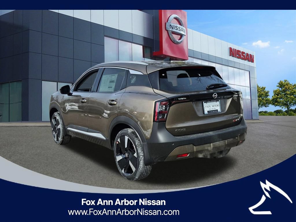 New 2026 Nissan Kicks SR w/ SR Premium Package AWD/4WD image 3