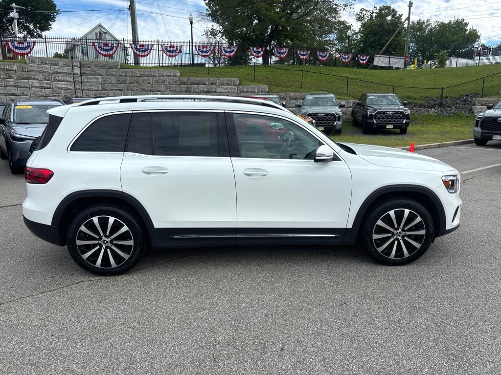 Used 2023 Mercedes-Benz GLB 250 4MATIC image 7